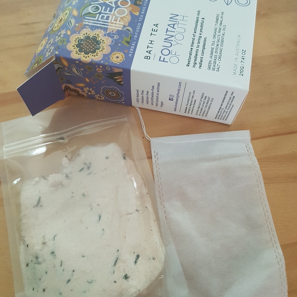 'Bath Tea' Organic Vegan Bath Salts - Picture 4 of 5